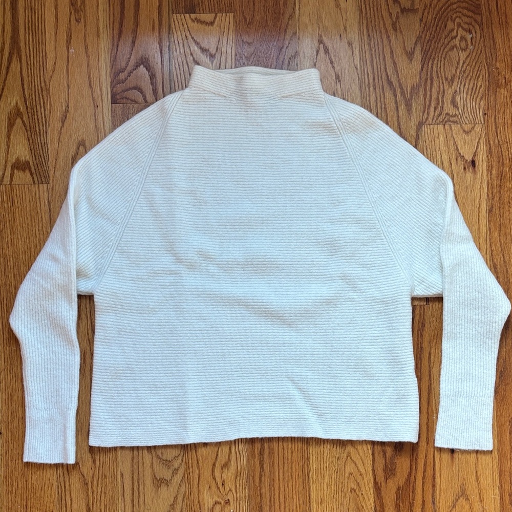 Theory Cashmere Wool Mock‎ Neck Cream Ivory Sweater Women's size Small